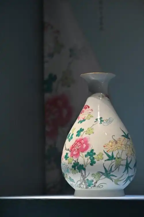 市场绝非&ldquo;二选一&rdquo;，从2025年拍卖现场看明清官窑与高古瓷的真实抗跌逻辑